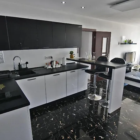 Bling S Virivkou Zemplinska Sirava Apartment *