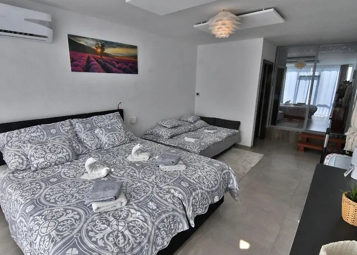 Bling S Virivkou Zemplinska Sirava Appartement *